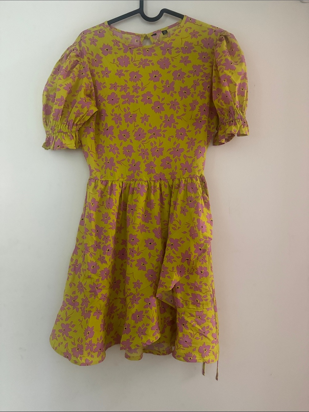 Floral Puff Sleeve Mini Dress in Lime and Pink